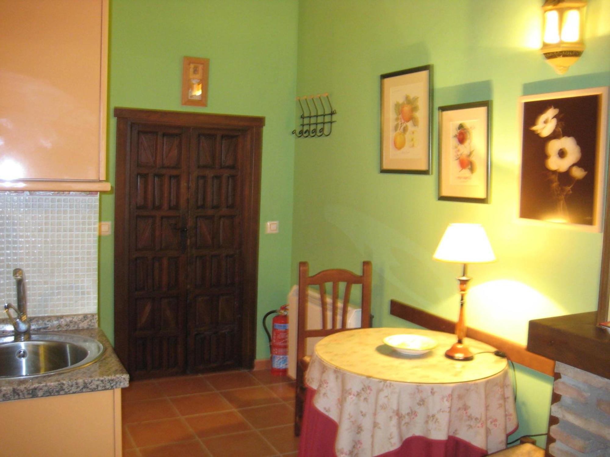 Apartamentos Saqura Сегура-де-ла-Сьерра Экстерьер фото