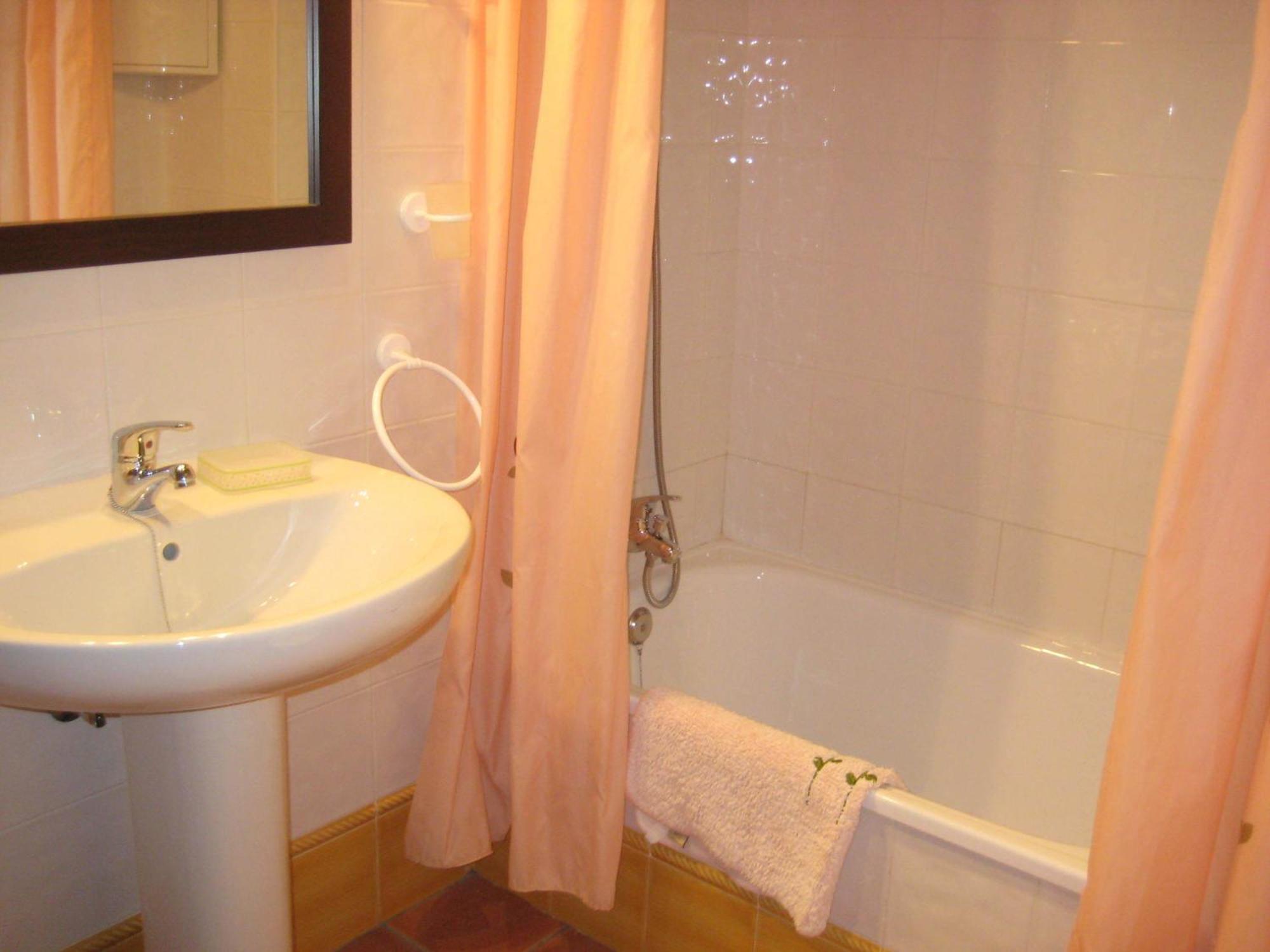 Apartamentos Saqura Сегура-де-ла-Сьерра Экстерьер фото